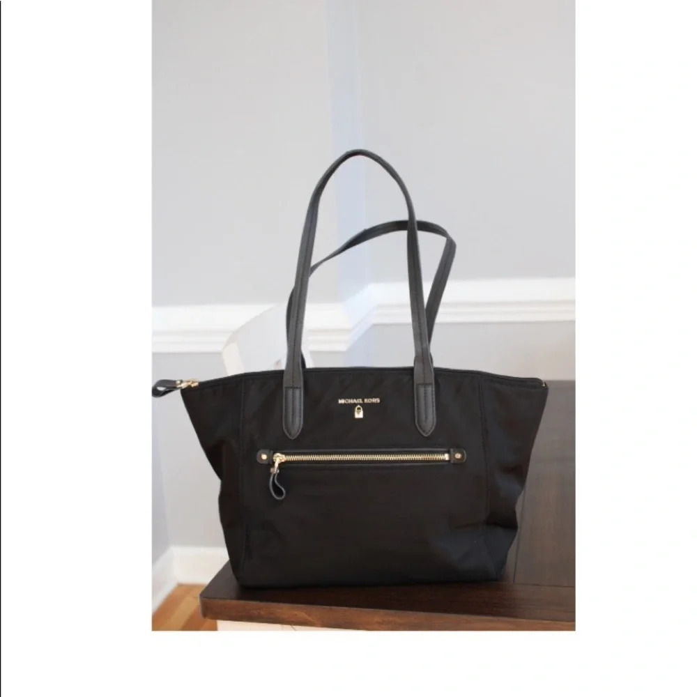Michael Kors tote bag